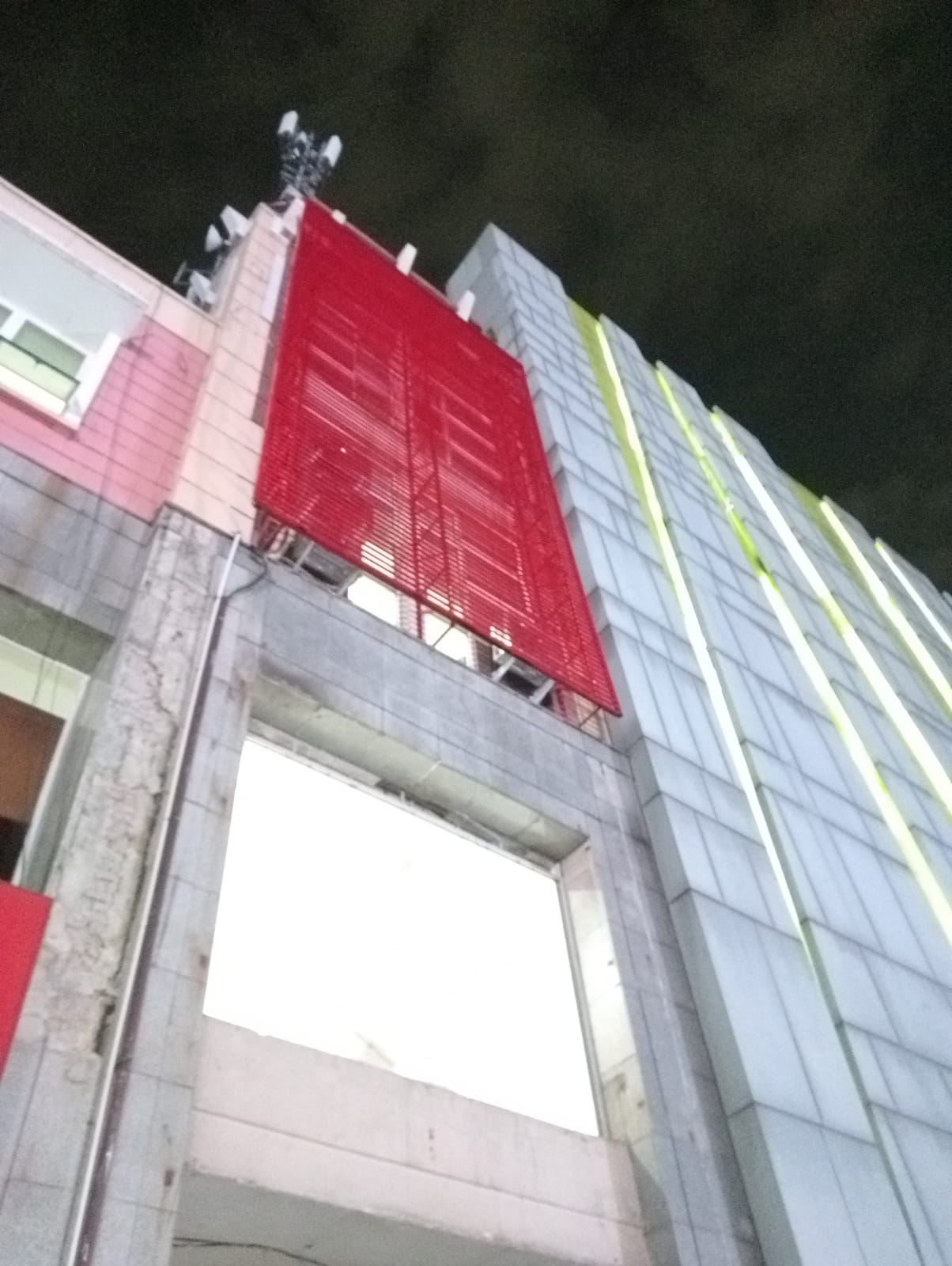 Renovasi Interior Kantor & Peningkatan Ruang Kerja — 2